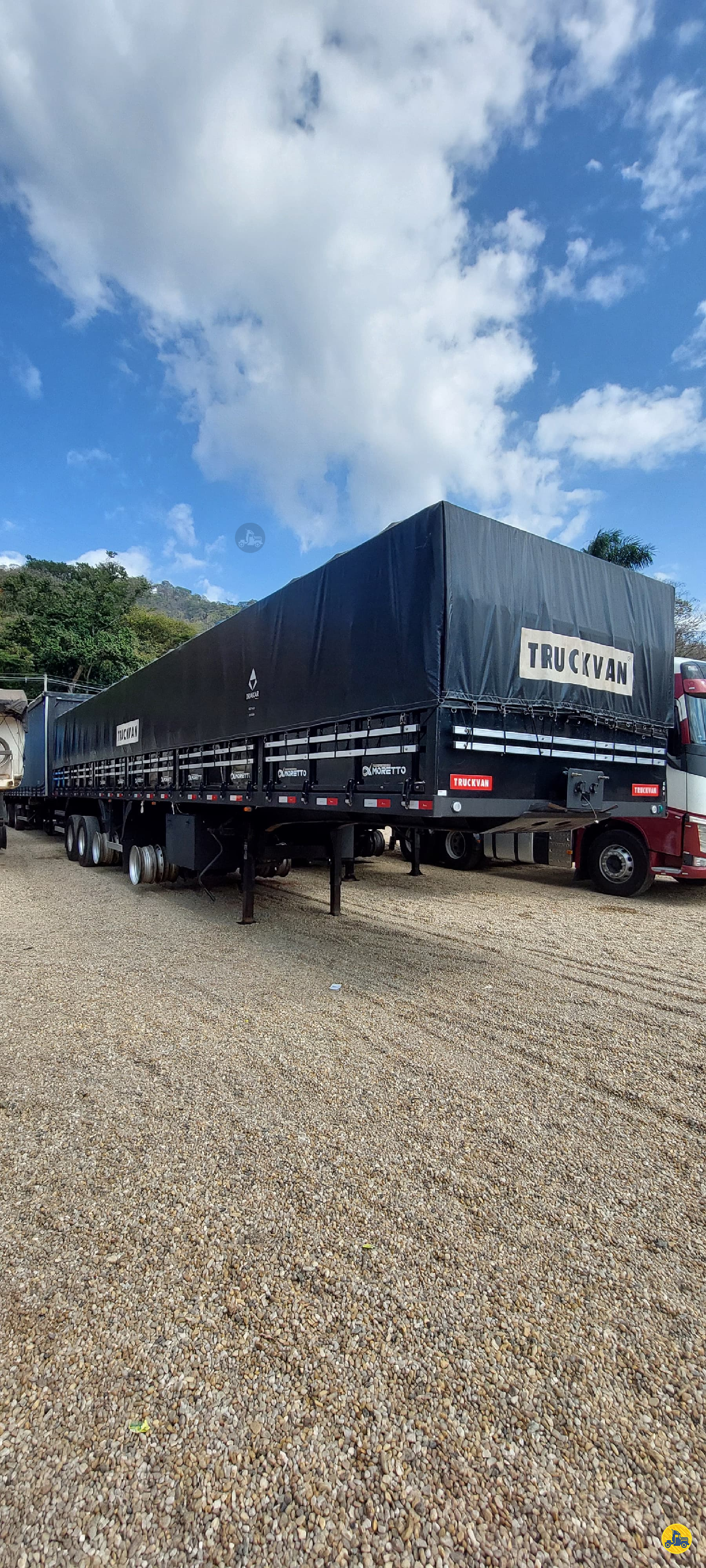 CARRETA SEMI-REBOQUE GRANELEIRO AFL Caminhões ITAJUBA MINAS GERAIS MG
